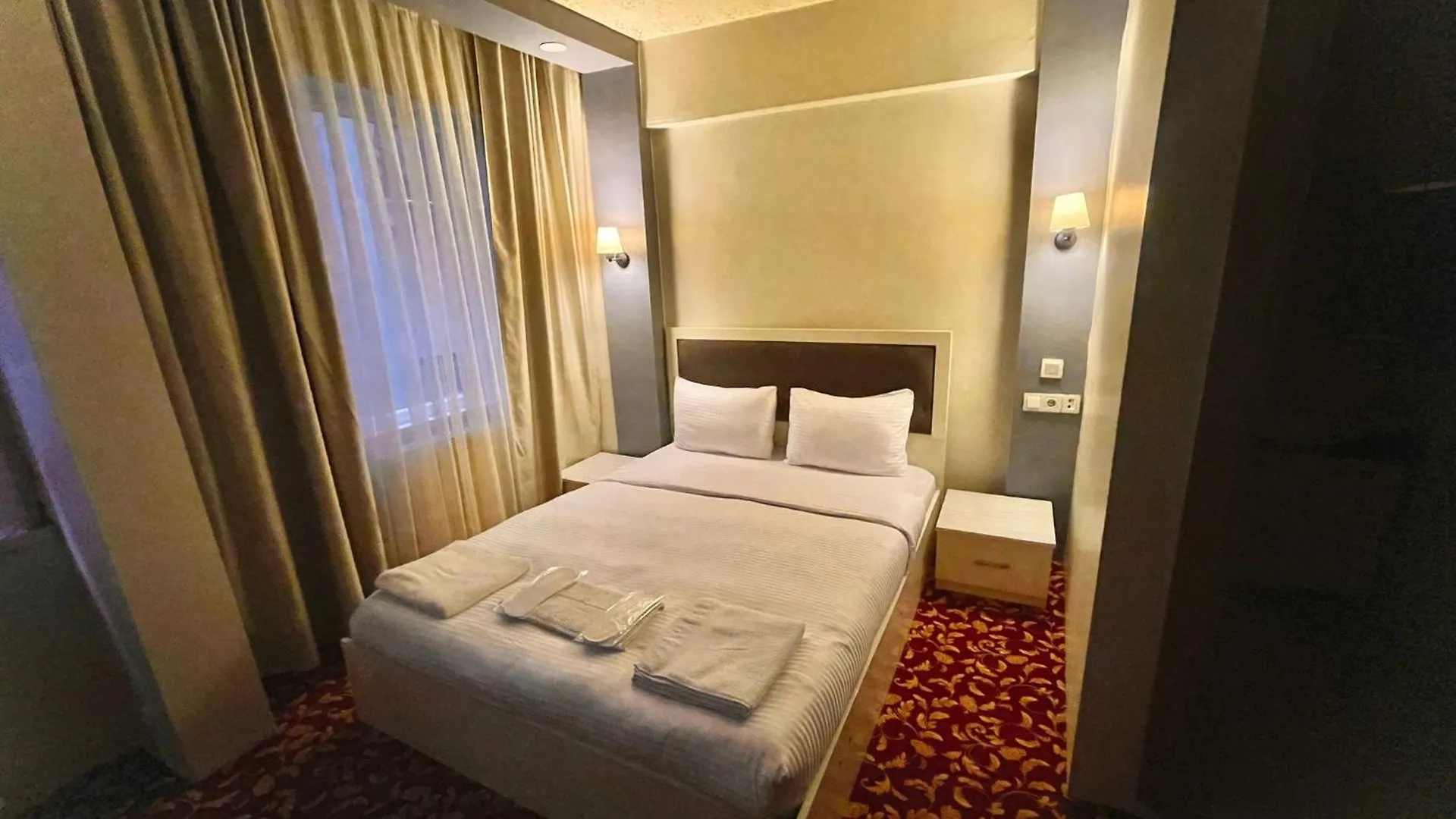Ufuk Hotel Istanbul