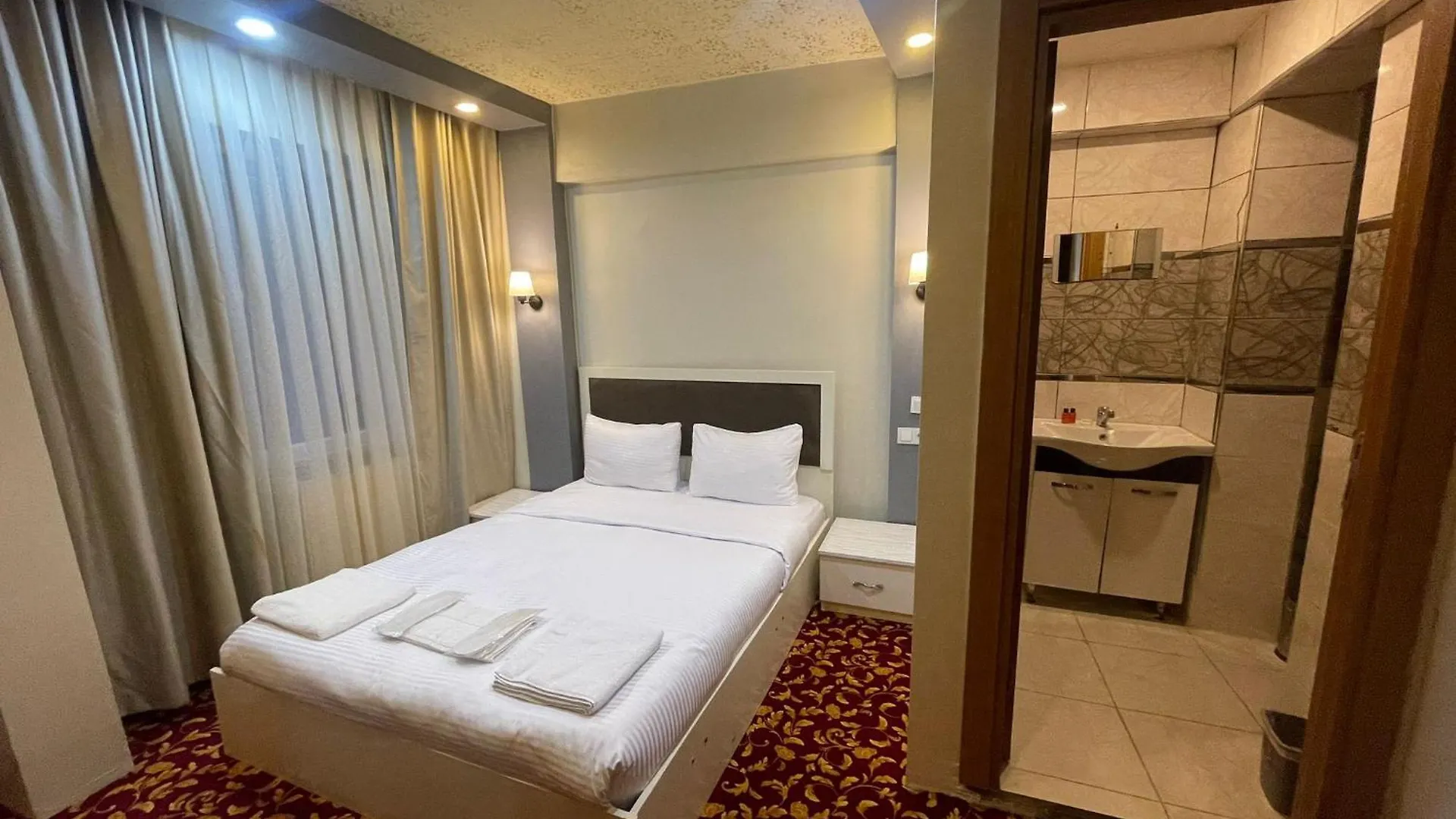 Ufuk Hotel Istanbul